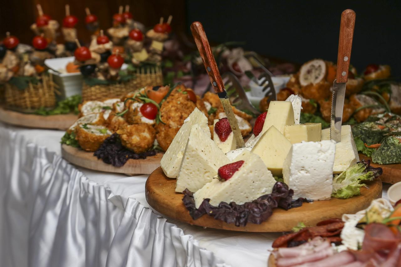 View Inn Boutique Hotel Skopje Ngoại thất bức ảnh