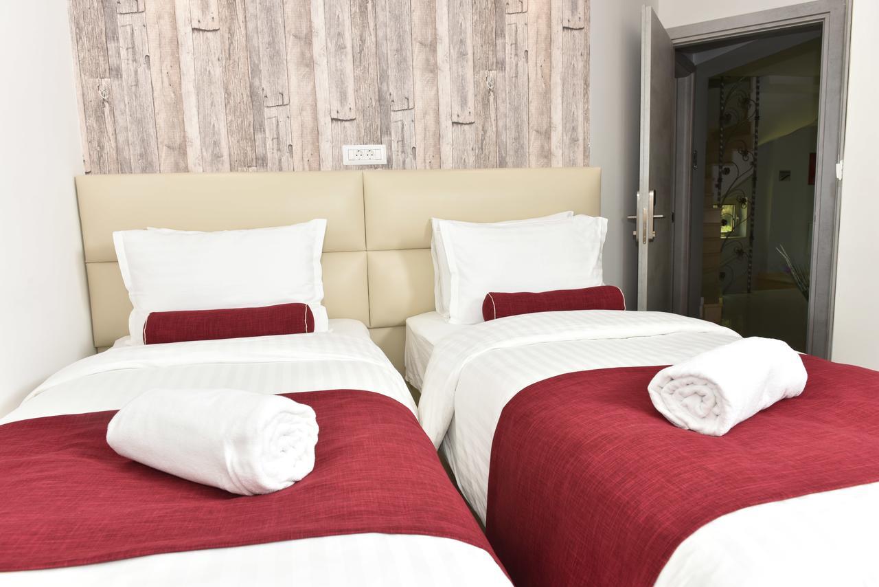 View Inn Boutique Hotel Skopje Ngoại thất bức ảnh