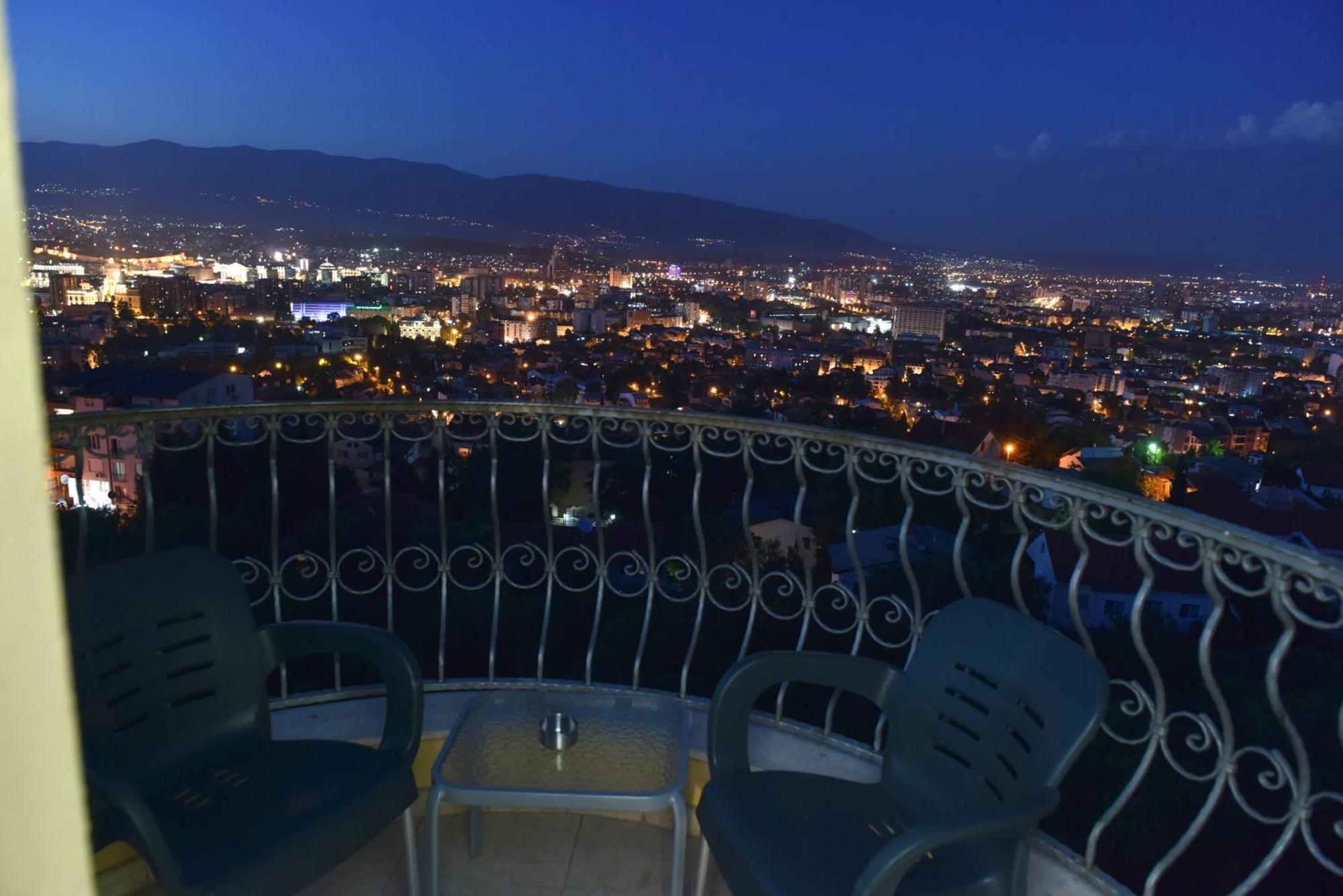 View Inn Boutique Hotel Skopje Ngoại thất bức ảnh