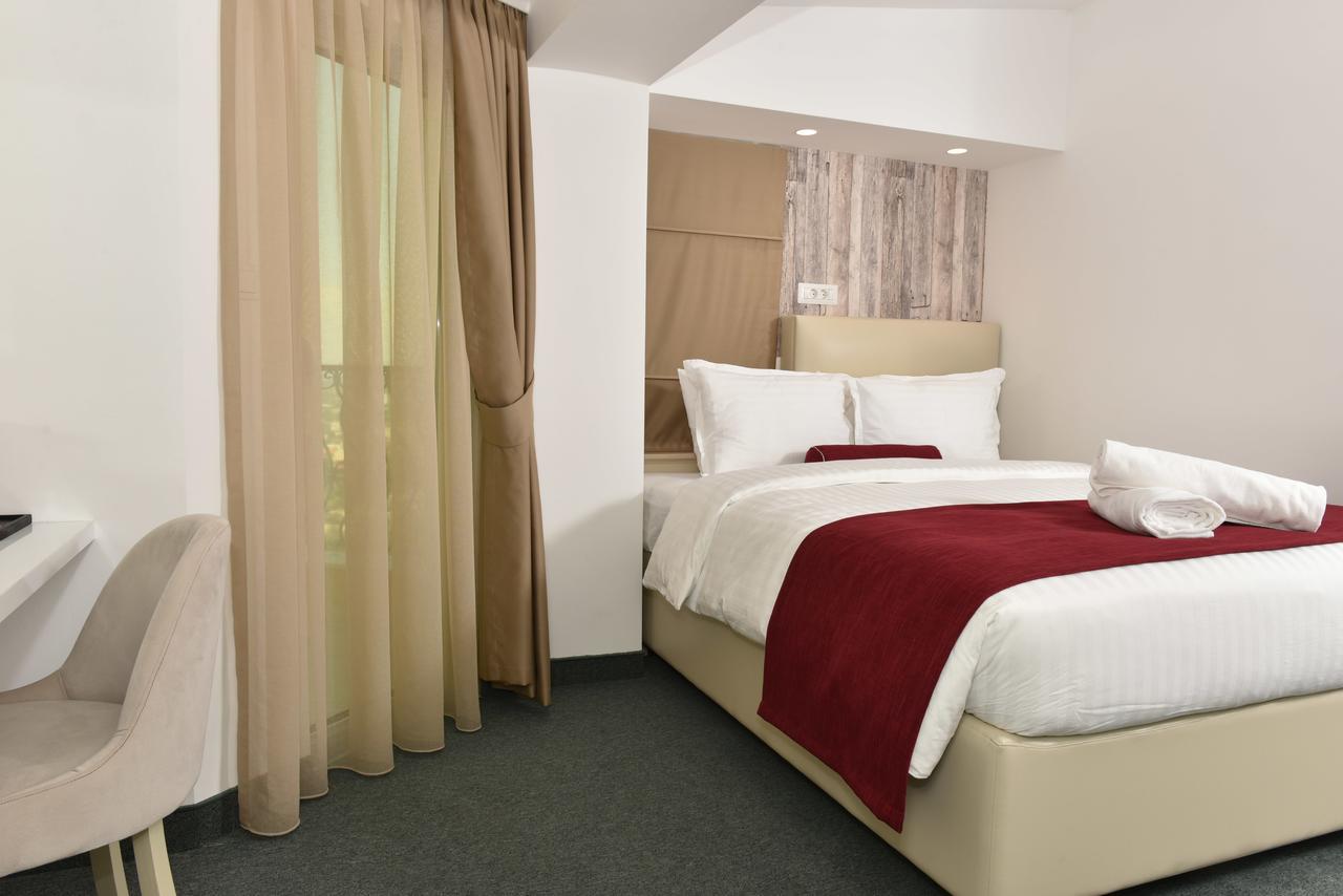 View Inn Boutique Hotel Skopje Ngoại thất bức ảnh