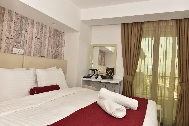 View Inn Boutique Hotel Skopje Ngoại thất bức ảnh