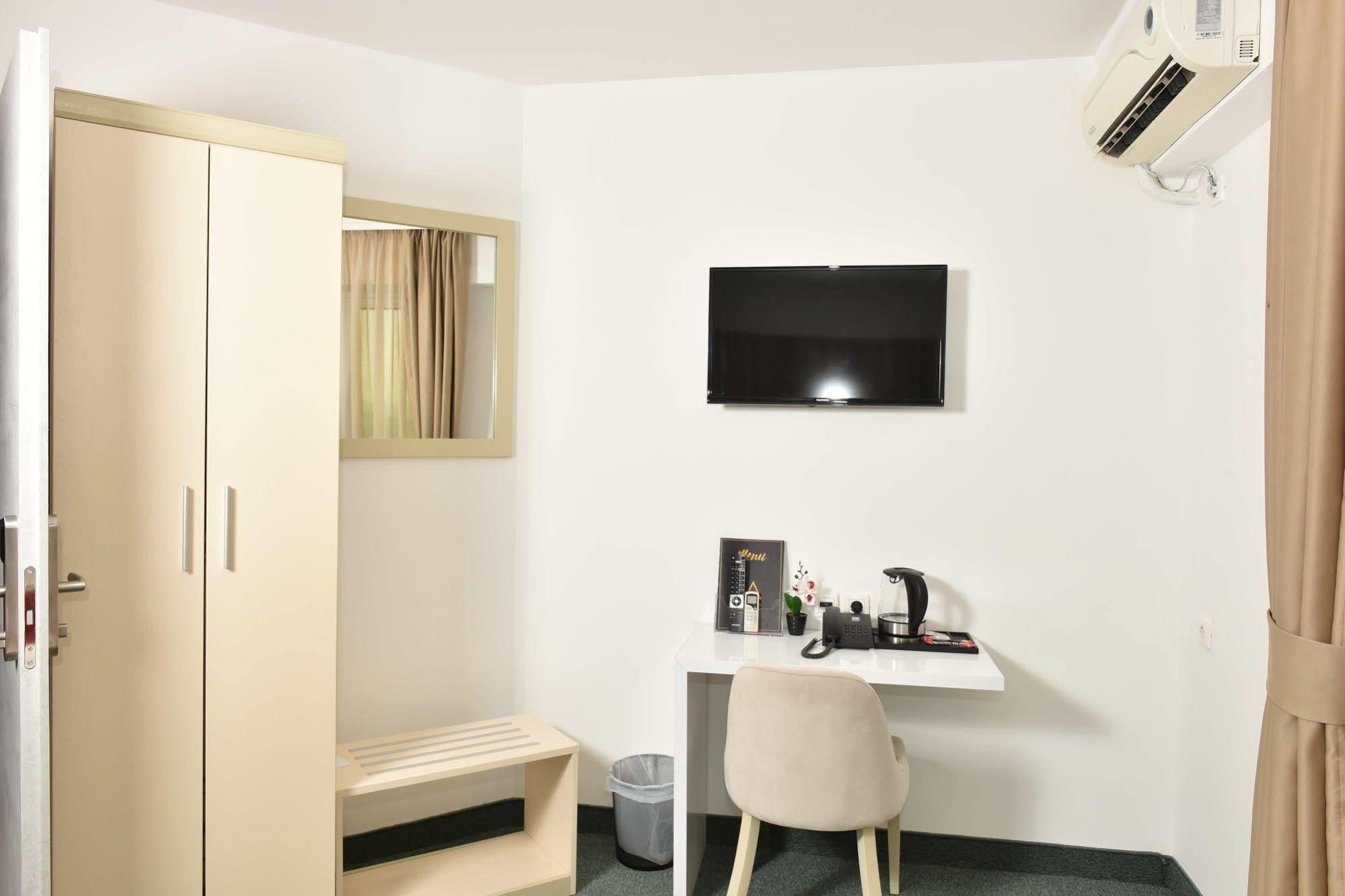 View Inn Boutique Hotel Skopje Ngoại thất bức ảnh